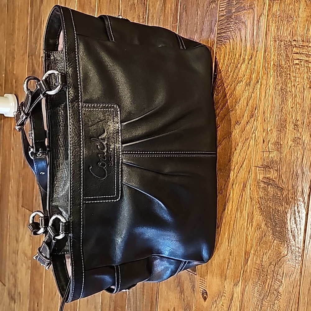 Coach purse A1072-F13759